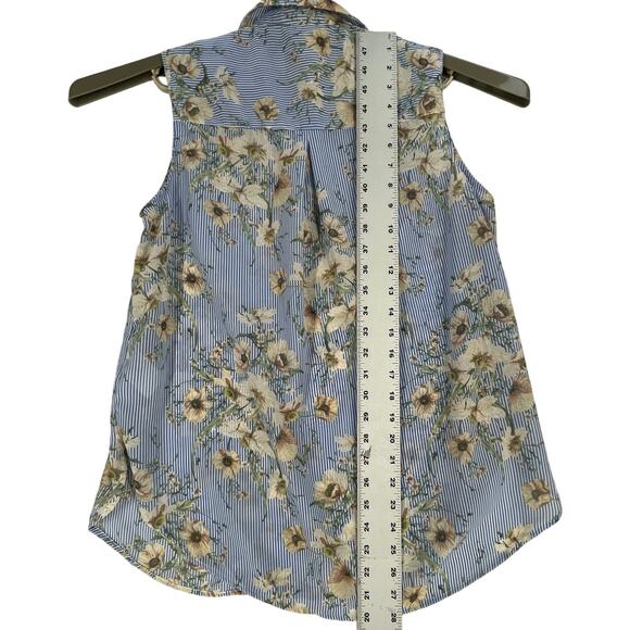 HM Blouse Size 8 Blue White Floral All Over Print Sleeveless Button Up Preppy - Picture 4 of 7